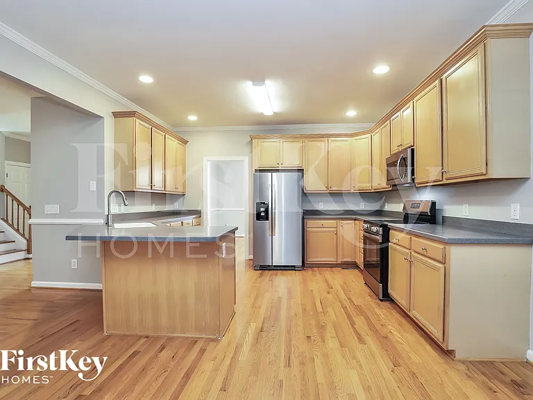 3212 Morris Farm Dr — Photo 10