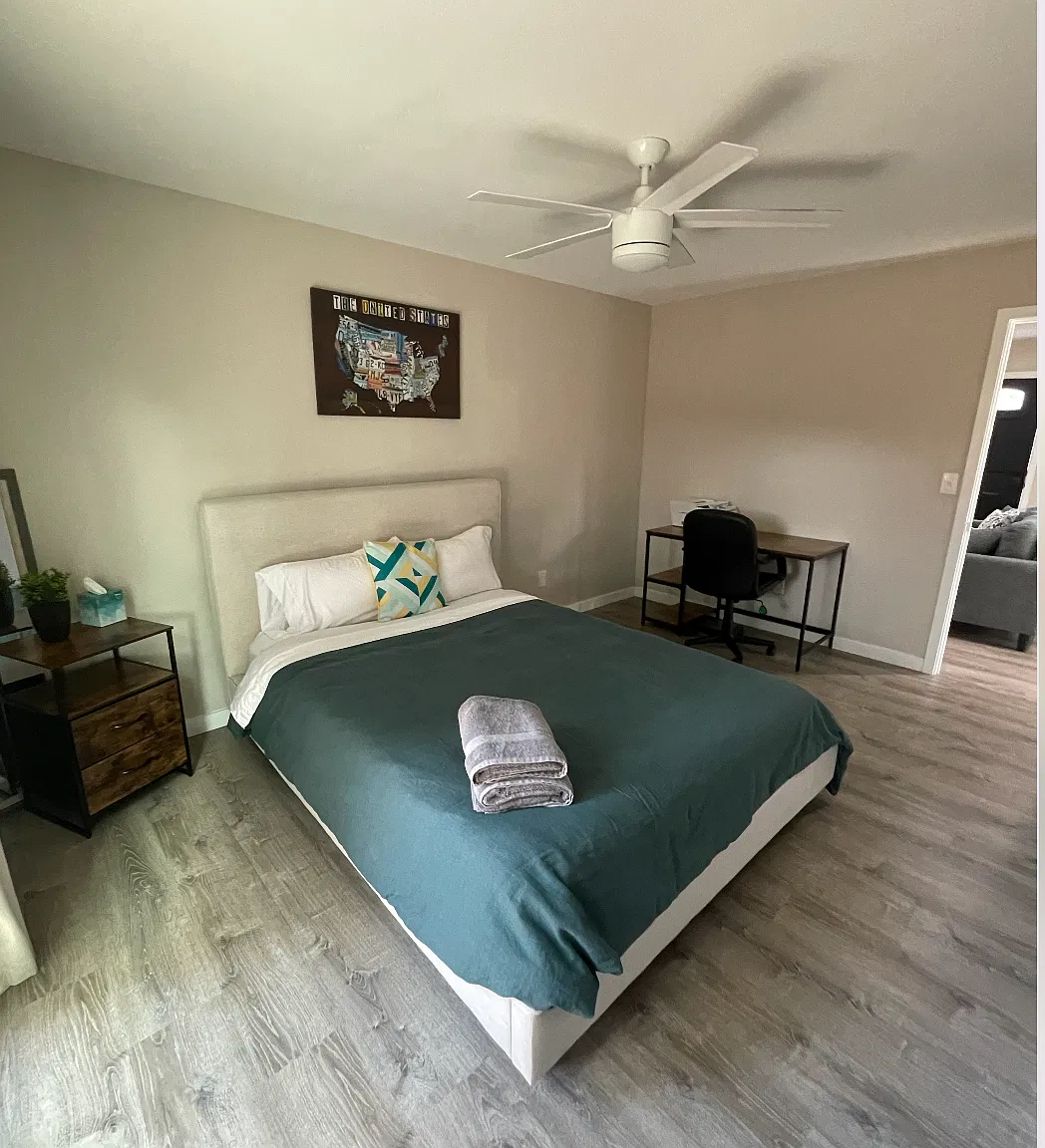 4 bed, $5,800 — Photo 4