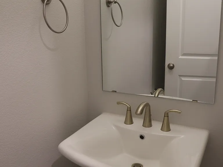 3526 Ridgecross Dr — Photo 29