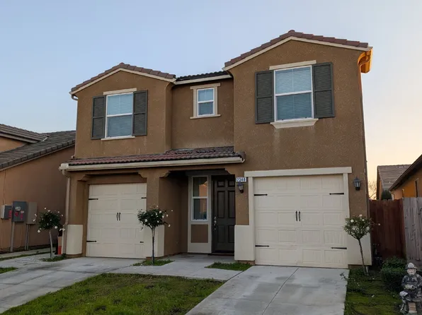 2348 Lombard Ln, Clovis, CA 93619