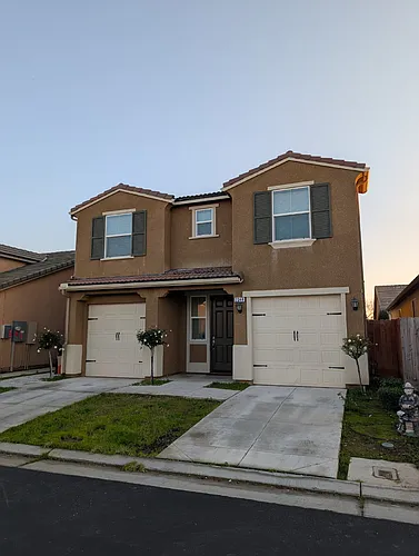 2348 Lombard Ln Photo 1