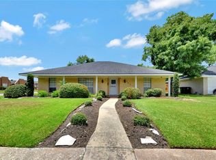 103 Princess Dr, Houston, TX 77034