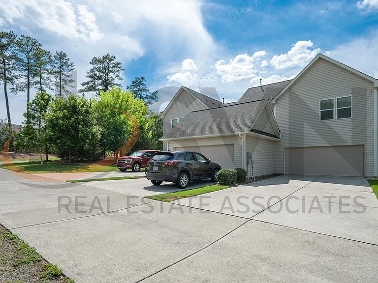 215 Hamlet Pl — Photo 27