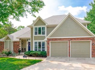 3640 SW Kimstin Cir, Blue Springs, MO 64015