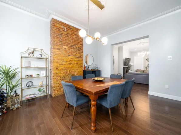 380 Princeton Avenue image 5 of 28