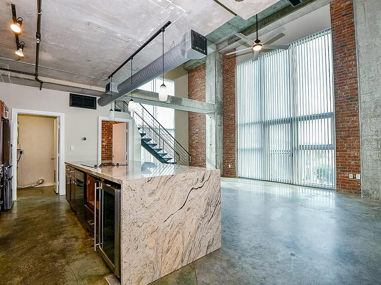 2000 Bagby St #5441 — Photo 7