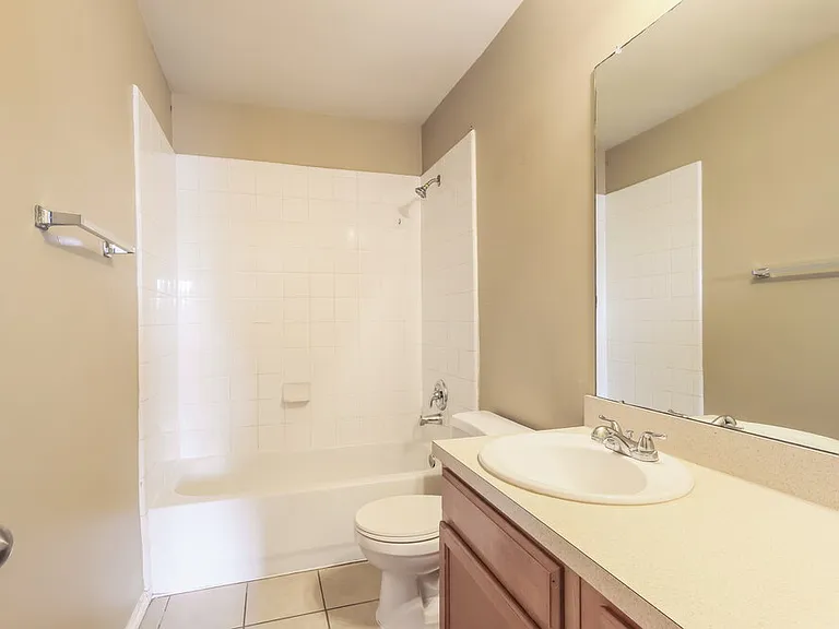 21211 Linden House Ct — Photo 13