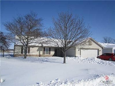 2nd image of 2 Hickory Ln N