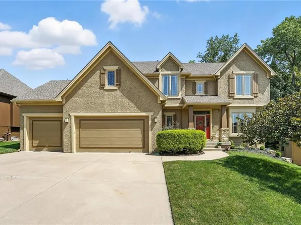14300 NW 60th Ct, Parkville, MO 64152