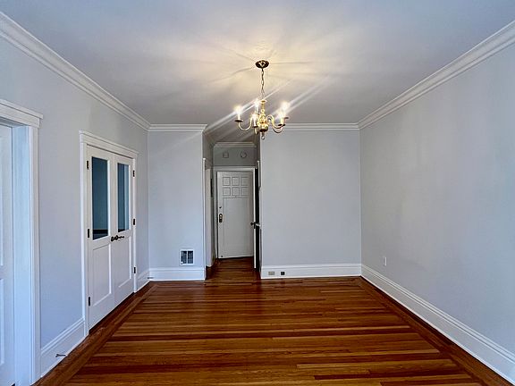 4th image of 801 E Jones St #209