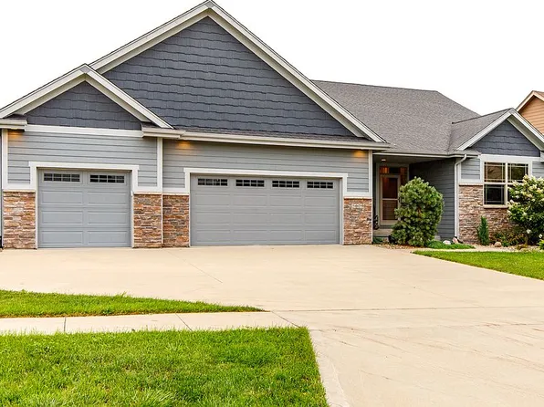 5609 NE Hillcrest Dr, Ankeny, IA 50021