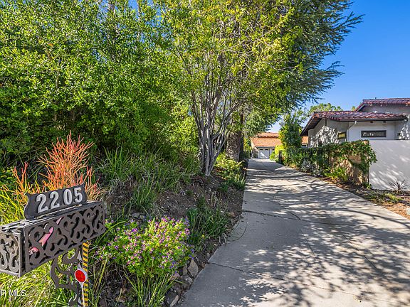 2nd image of 2205 Highgate Rd