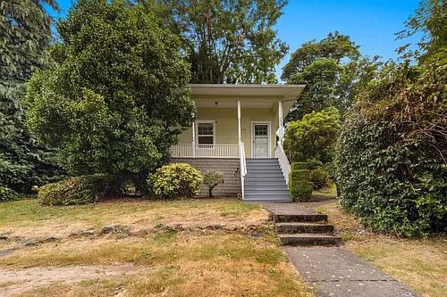 712 SW 3rd Pl Photo 1 712 SW 3rd Pl Photo 1