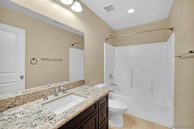 476 Prosperity Dr — Photo 13