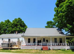 381 Main St, Corinth, ME 04427