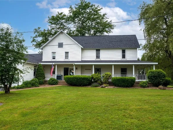 8351 Sterrettania Rd, Girard, PA 16417