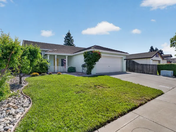990 Regina Way, Dixon, CA 95620