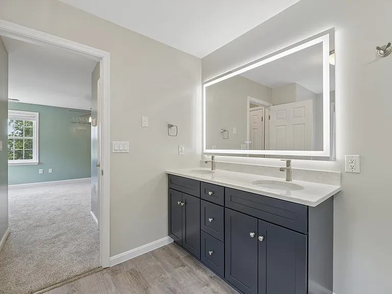 713 Mimosa Cove Rd — Photo 32