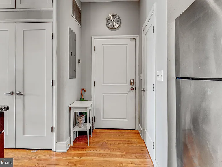 1531 Park Rd NW #6 — Photo 22