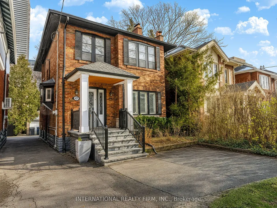 47 Maxwell Ave