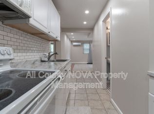 4141 21st Rd N #B, Arlington, VA 22207