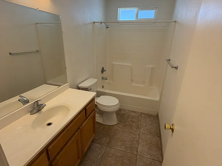 101 E Lang St #2 — Photo 8