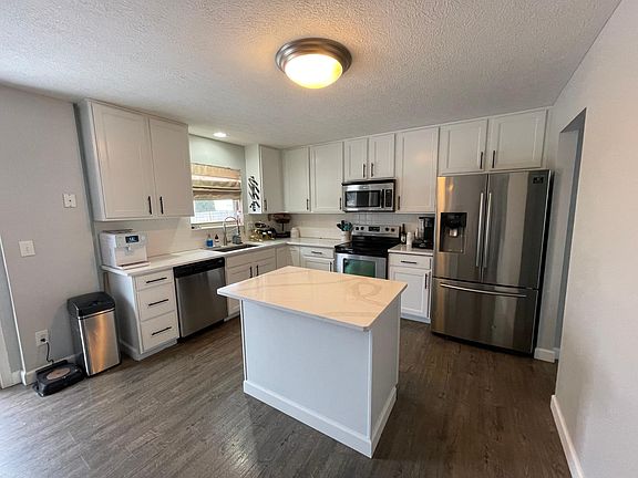 2nd image of 1987 Twin Flower Cir