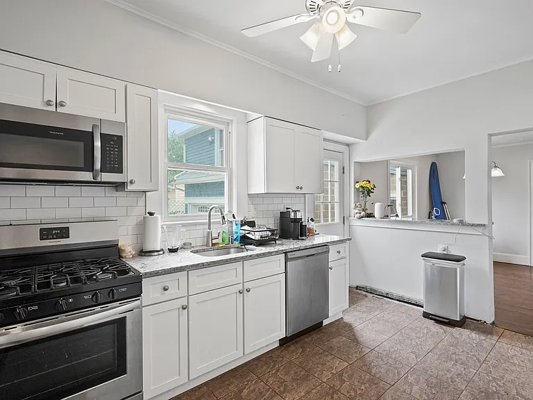 55 Seadrift Ave #1 — Photo 7