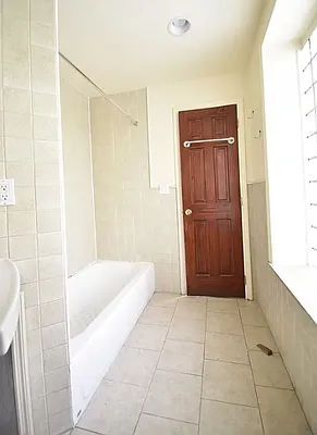 Rented by Wyllie Real Estate | media 7