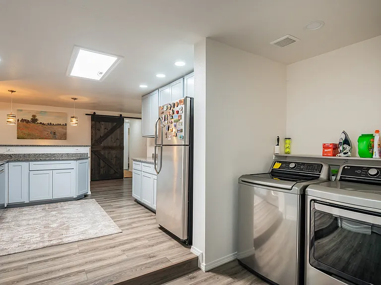 3408 La Veta Dr NE — Photo 11