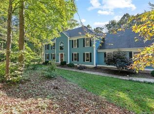 201 Bartlett Dr, Madison, CT 06443