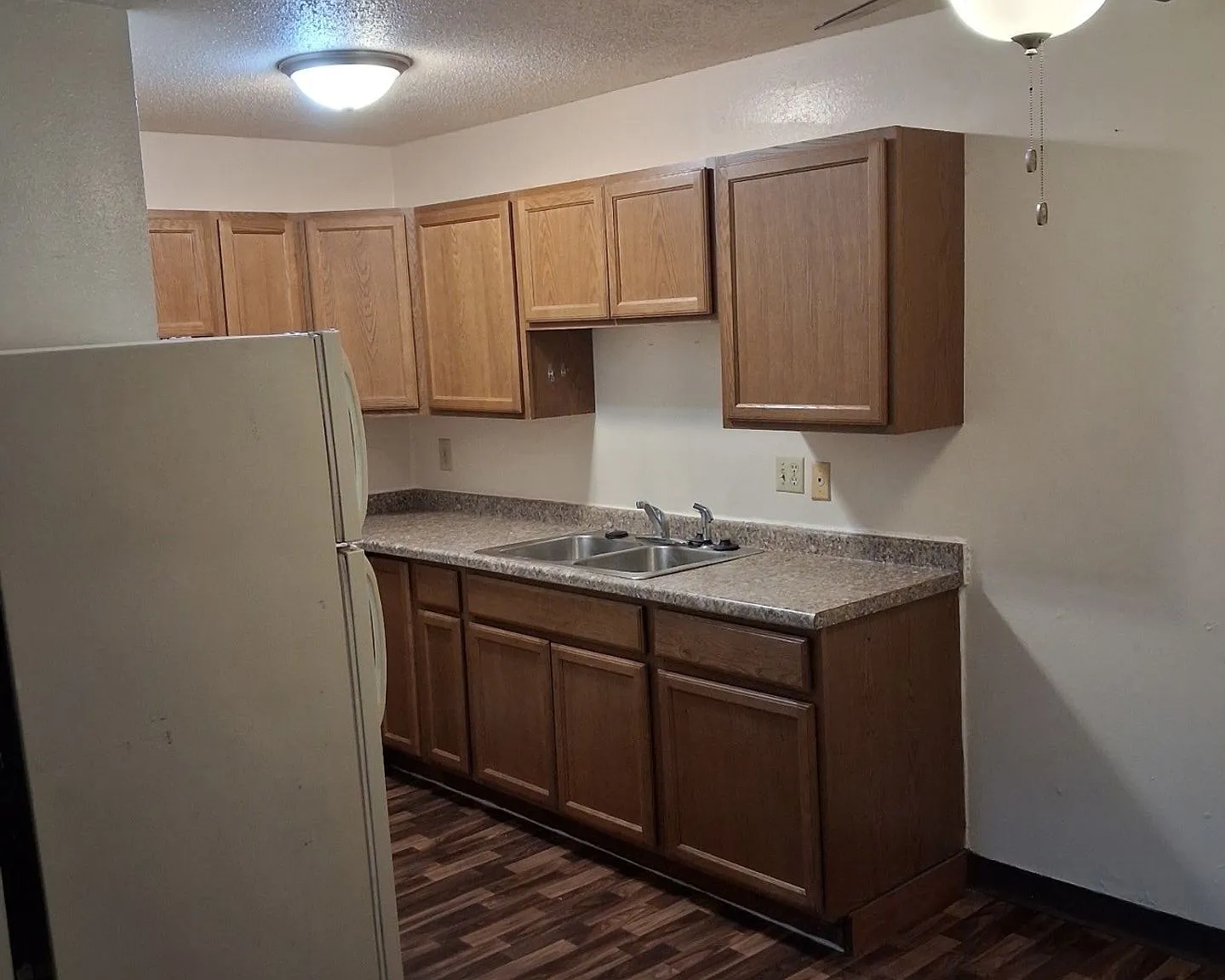 Best building in Benson MN, Spacious, decks, garages priced great — Photo 2