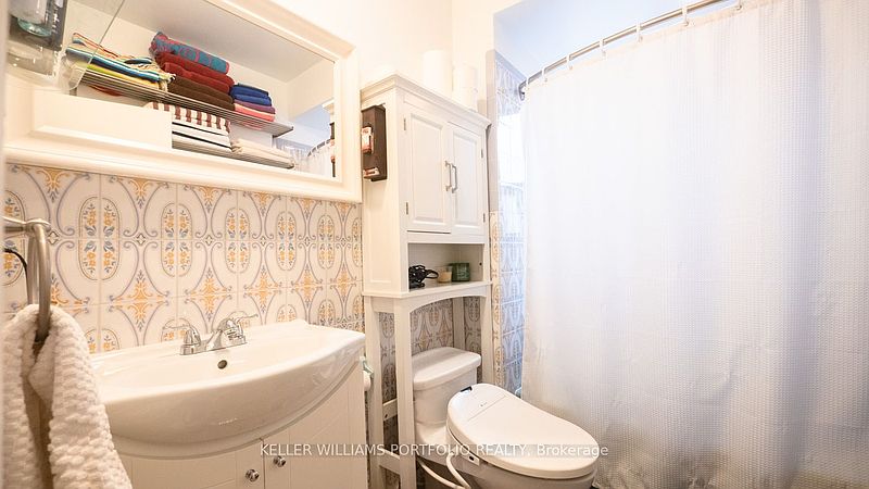 Toronto House for rent - 3 Bedrooms — photo 18