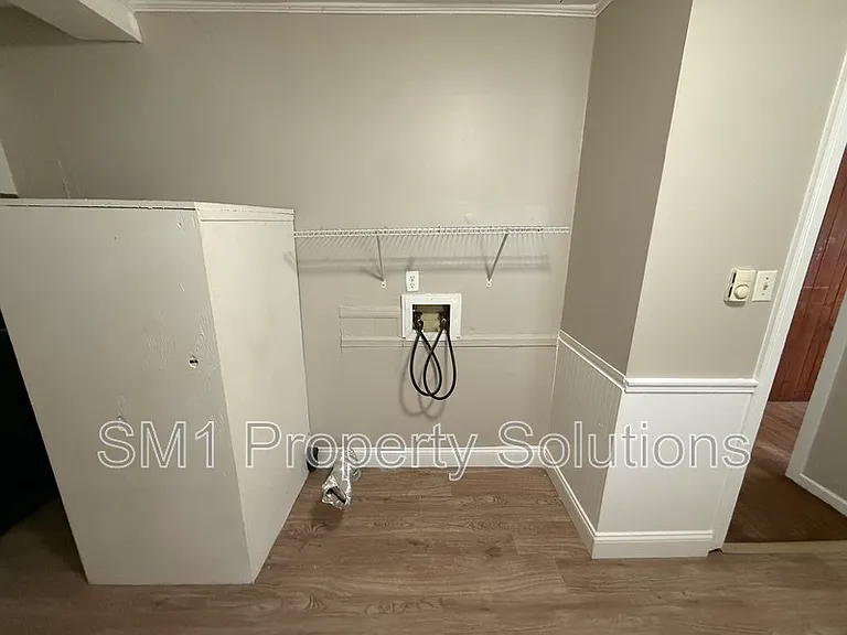 1036 Nancy Ln SE — Photo 9