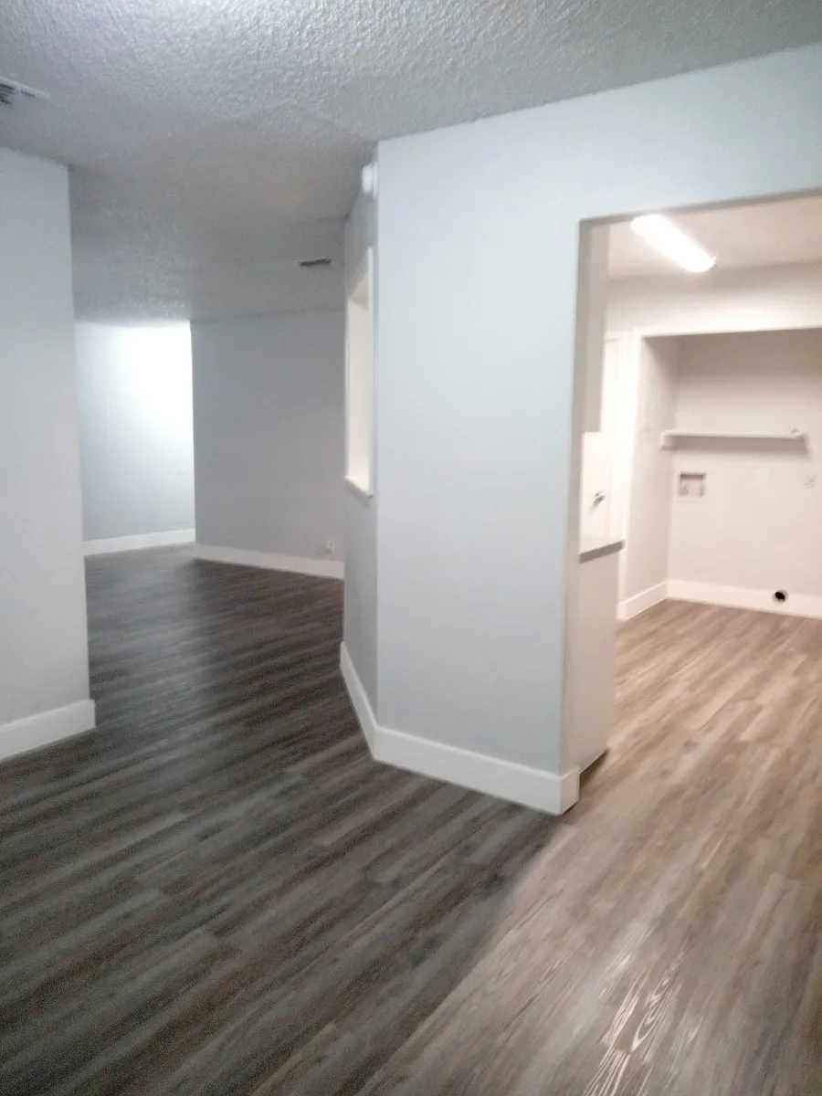 Building Photo - 6823 Neston Dr