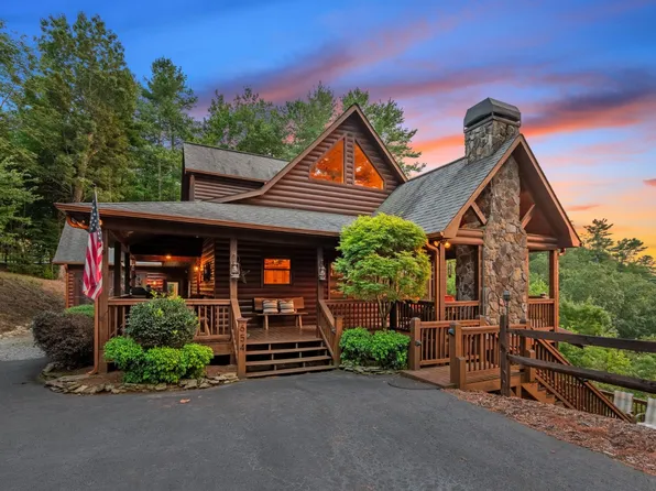 654 Laurel Creek Trl, Blue Ridge, GA 30513