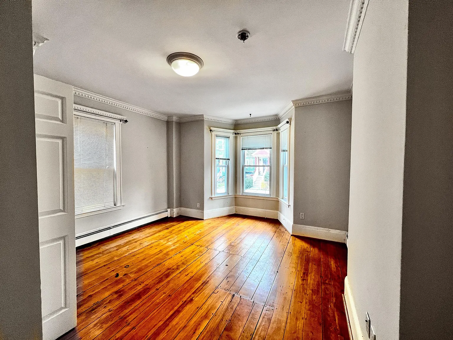 1 bed, 635 sqft, $3,000 — Photo 4