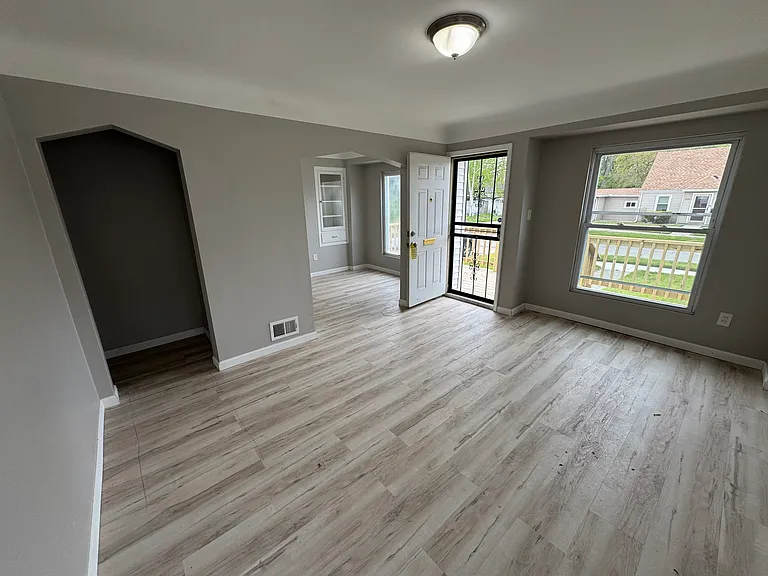 3525 Hickory St — Photo 6