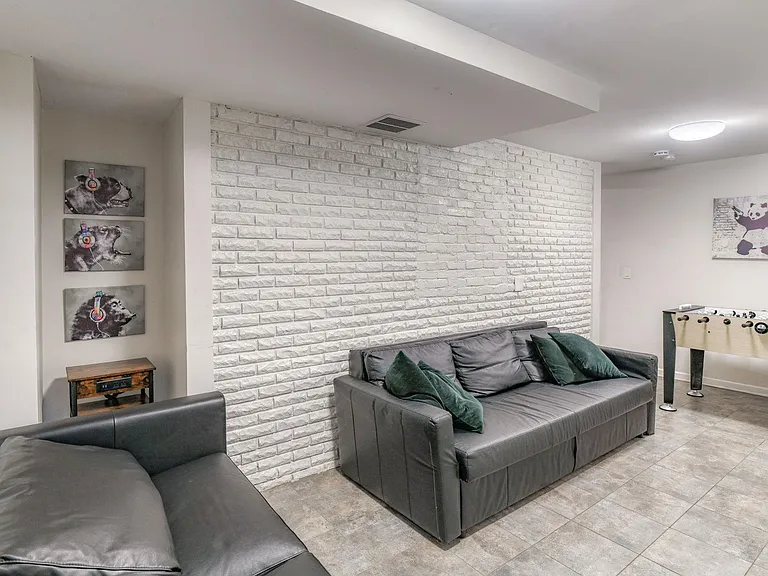 34 Gray St #1 — Photo 20