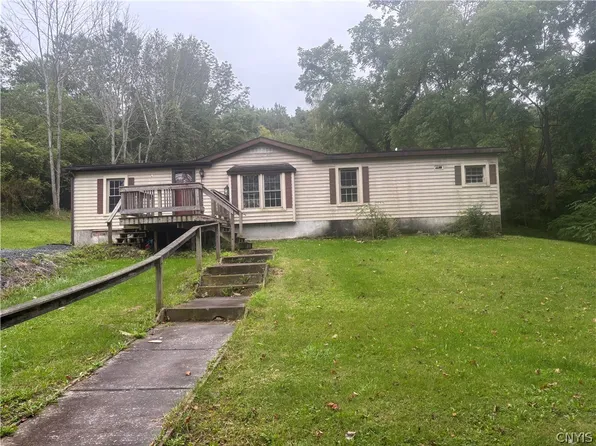 3430 Stevens Rd, Weedsport, NY 13166