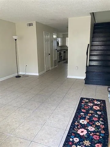 3600 Martinique Ave #C — Photo 2