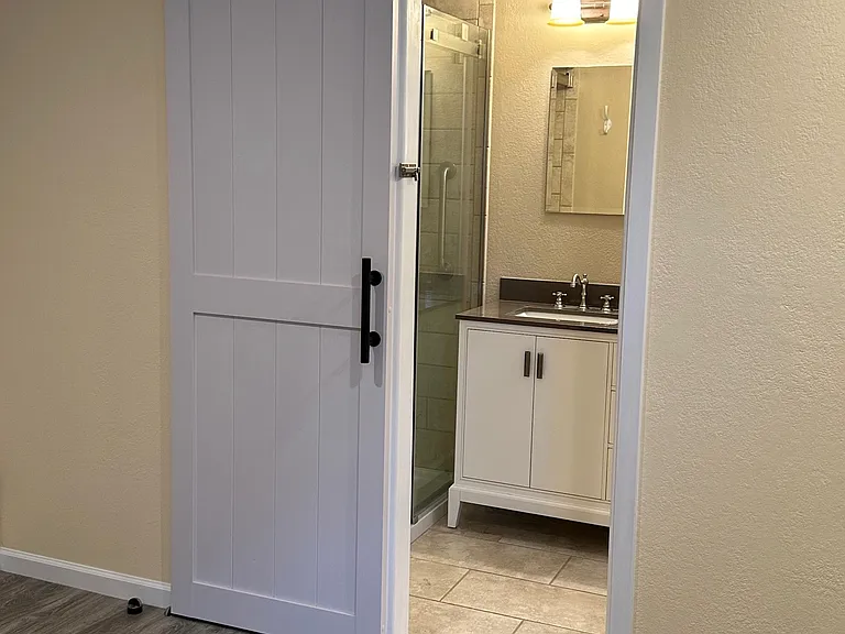 2852 Todd St — Photo 17