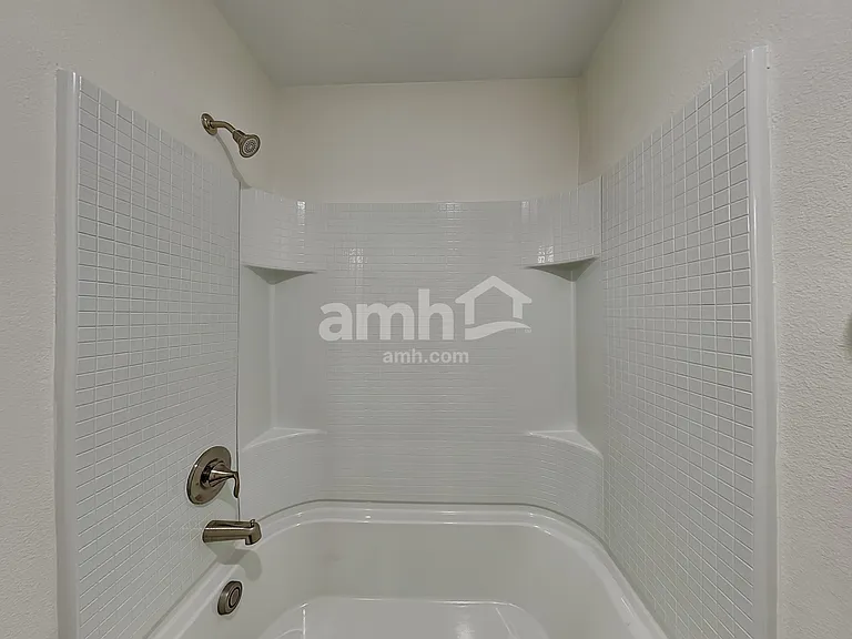 6090 Little Bluff Cir — Photo 20