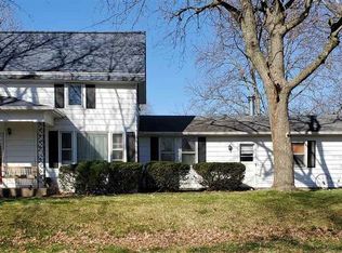 1036 S 16th St, Quincy, IL 62301