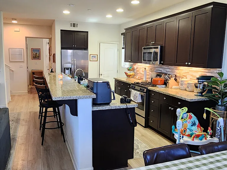 9565 Casa Bella Ct — Photo 47