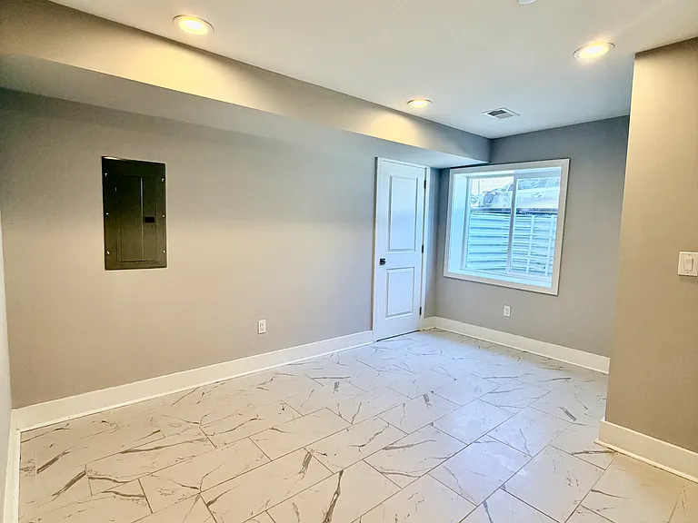 1302 N Marshall St #1 — Photo 13