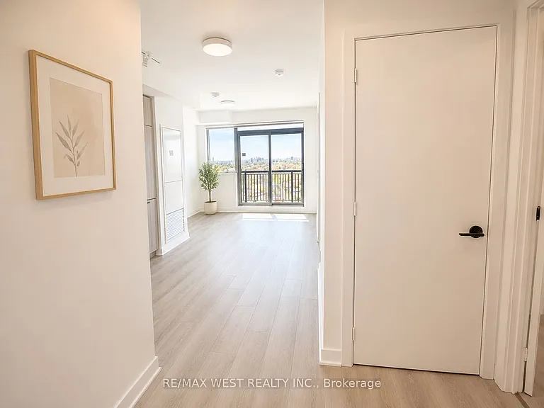 1185 Dupont St #2103 — Photo 6