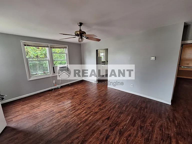 312 E Southern Ave #1 — Photo 2