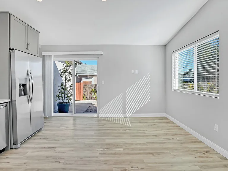 800 Garfield Ave — Photo 12