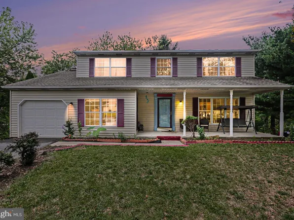 113 Kings Mill Ct, Harrisburg, PA 17110